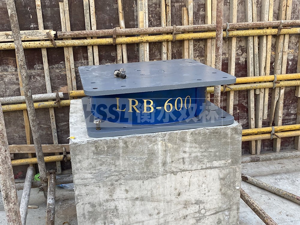 J4Q铅芯隔震支座厂家 建筑橡胶隔震支座LRB700 建筑隔震支座供应商